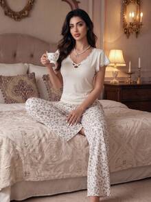 New Lace Patchwork Short Sleeve Top Ditsy Floral Long Pants Women's Pajama Set - Multicolor - View 1