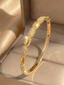 2Pcs Vintage Elegant Gold Bangle Set For Women, Stainless Steel,Pave CZ Rectangle & Bow‑Shaped Shell Inlay Open Cuff,Daily Party Wedding Birthday - Multicolor - View 7