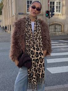 1pc Women Leopard Print Scarf Soft Warm Cashmere Feel Fringe Shawl Wrap, Vintage Animal Pattern Long Scarves For Fall Winter Daily Outdoor - Beige - View 5