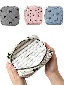 1pc Bow & Floral Print Sanitary Pad Storage Bag, Mini Makeup Bag, Multi-Functional Square Sanitary Pad Storage Bag, Girl/Girls Small Travel Makeup & Toiletries Bag, Cute Zipper Storage Bag, Suitable For Travel Essentials Storage - Multicolor - View 1