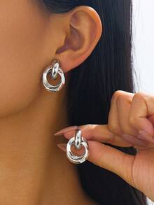 1 Pair Classic Versatile Fashionable Elegant Silver Geometric Cross-Wrapped Women's Ear Clips (No Piercing Required) - Silver - View 1