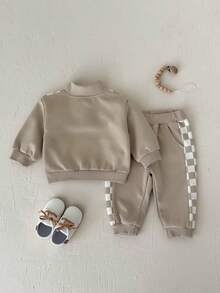 2Pcs/Set Boys' Checkerboard Patchwork Half-Zip Stand Collar Sweatshirt & Jogger Pants Casual Sports Outfit, Spring/Autumn - Khaki - View 7