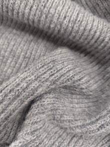 Plus Size Solid Color Casual Fashion V-Neck Long Sleeve Cross Knit Sweater - Grey - View 7