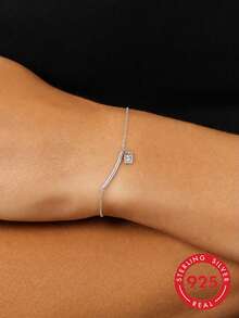 1pc S925 Sterling Silver Niche Design Geometric 3D Square Pendant Bracelet For Women, Minimalist Delicate Chain, Exquisite Wrist Accessory, Minimalist Luxury Personalized High-End Style, Suitable For Party, Travel, Commute, Timeless Elegant Fashion Accessory - Square - View 5