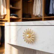 2pcs Daisy Shaped Metal Pull Handle, Pearl Rhinestone Drawer Handle Suitable For Storage Boxes, Makeup Boxes, Decorative Boxes, Cabinets, Drawers, Wardrobes, Includes Screws - Multicolor - View 2