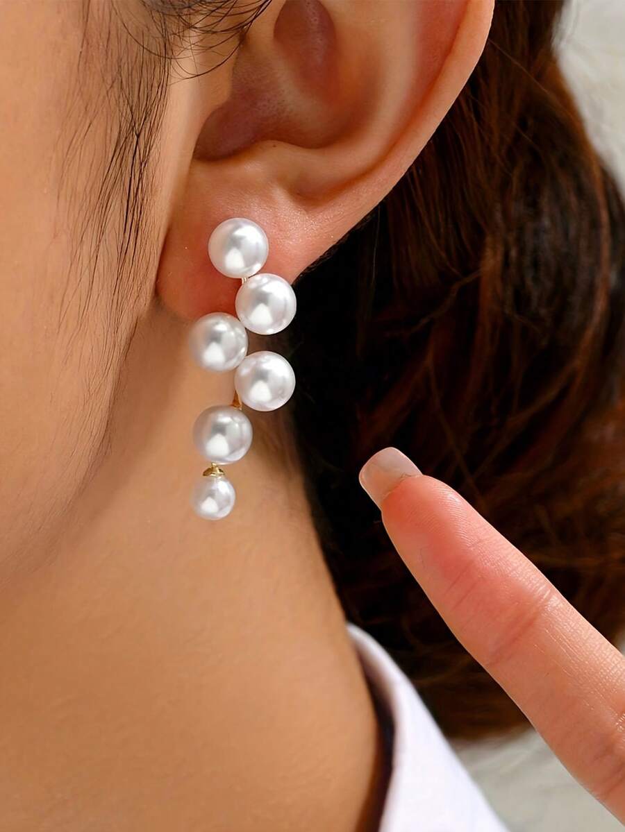 1 Pair Elegant Cute Faux Pearl Grape Cluster Pendant Earrings - Zinc Alloy, Suitable For Daily Wear And Parties - White - View 1