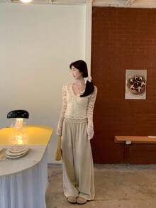Women's Lace V-Neck Long Sleeve T-Shirt, Unique Elegant Inner Layer Top, Spring/Autumn 2026 New Style - Apricot - View 9