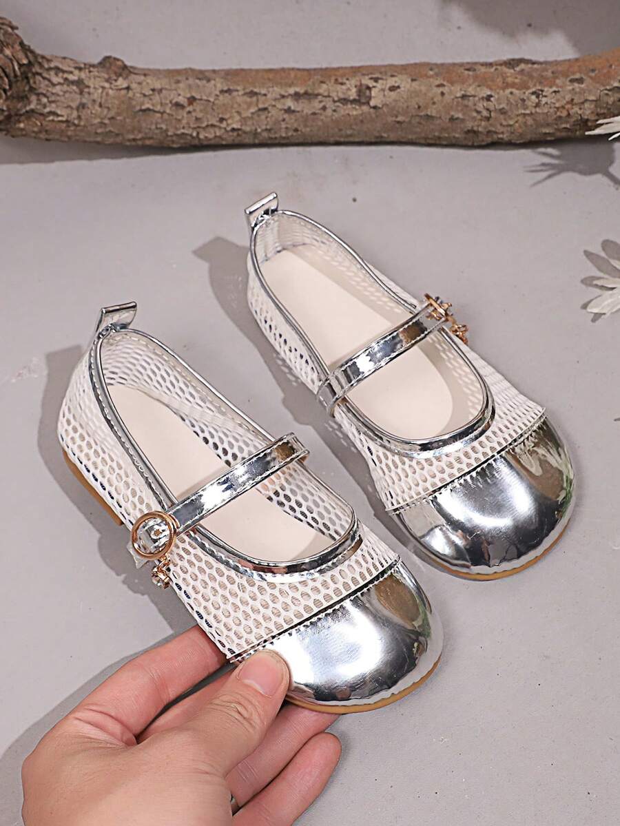 1 Pair Girls' Silver Lace Pearl Mary Jane Shoes, Soft Fabric + Slip-On Hook & Loop Material, Round Toe Flat Slip-On Design, Exquisite Cute Princess Style Ballet Shoes, Suitable For Daily Wear And Holidays - Silver - View 1
