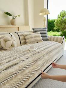 1pc Plush Embossed Striped Sofa Cover, Non-Slip Bottom, Scratch-Resistant Pet-Friendly, Machine Washable Sofa Protector, Suitable For 1/2/3/4 Seater Sofa, Soft Decorative Living Room Home Sofa Cover - Beige - View 7