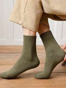 5 Pairs Men's Winter Thermal Lined Terry Socks, Random Style, Thick Warm Solid Color Mid-Calf Home Socks, Randomly Sent - Multicolor - View 5