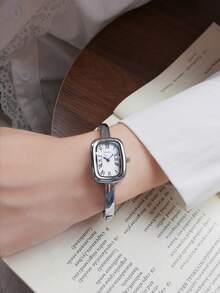 1pc Women's Bracelet Watch, Artistic Style, Fashion Minimalist Vintage Quartz Watch, Suitable For Daily Wear - Silver - View 9