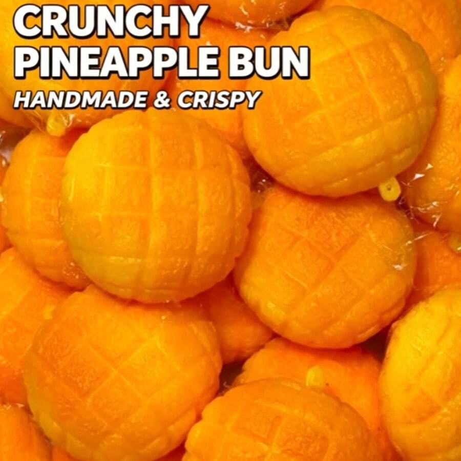 Crunchy Bread Squishy Fidget Hand Toy, Realistic Pineapple‑Bun Food‑Shaped Hand Play Toy, Unique Grid‑Textured Novelty Desktop Ornament, Fun Interesting Creative Leisure Entertainment Toy, Eye‑Catching Simulation Pastry‑Designed - Multicolor - View 1