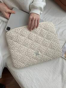 Korean Style Floral Quilted Laptop Sleeve, Multi-Size Shock-Resistant Inner Bag, Made Of Soft Quilted Fabric, Fresh & Minimalist, Double Zipper Opening With Thick Cushion Layer, Can Store Laptop, Tablet, Phone And Other Digital Devices, Available In 11/13/15 Inch Sizes, Suitable For Students, Commuters, Daily Commute And Business Travel - White - View 11