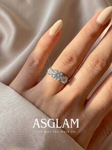 1pc Women's Sparkling Cubic Zirconia Three-Stone Ring, Engagement Wedding Party Daily Wear Anniversary Jewelry Gift - Silver - View 4