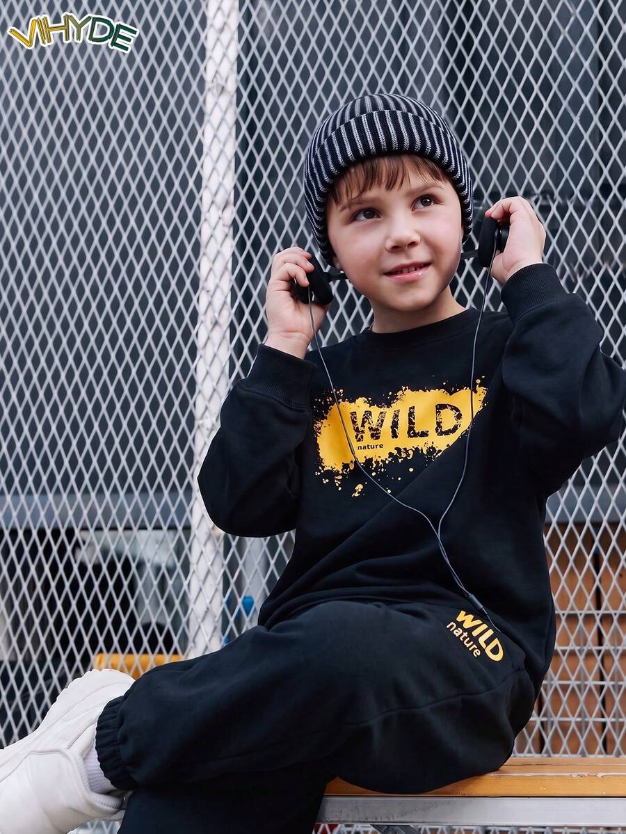 Vihyde Set Olahraga Kasual untuk Anak Laki-Laki Usia Remaja: Kaos Lengan Panjang Bergambar Huruf dan Celana Jogger - Hitam - View 1