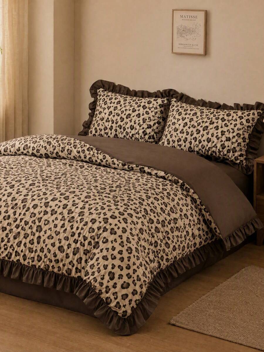 3pcs Skin-Friendly Soft Comfortable Leopard Print Brown Coffee Color Ruffle Edge Duvet Cover Set (1*Duvet Cover + 2*Pillowcases, No Fillers), French Country Style, Lady Style, Girly Style, Suitable For Bedroom, Guest Room, Boy And Girl Bedding, Machine Washable, All Season Use - Coffee Brown - View 1