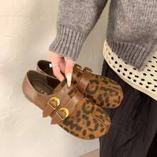 Women's Leopard Print Split Toe Pig-Toe Flat Shoes, Metal Buckle Slip-On Loafers, Suitable For Casual, Commuting And Daily Wear - Leopard - View 4