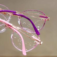 2Pcs Oversized Rimless Cat Eye Reading Glasses, Sparkling Lens Embellishment Design, Equipped With Premium Metal Hinges, Luxury Eyewear Suitable For Women's Daily Reading - White - View 4