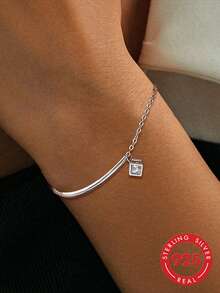 1pc S925 Sterling Silver Niche Design Geometric 3D Square Pendant Bracelet For Women, Minimalist Delicate Chain, Exquisite Wrist Accessory, Minimalist Luxury Personalized High-End Style, Suitable For Party, Travel, Commute, Timeless Elegant Fashion Accessory - Square - View 7