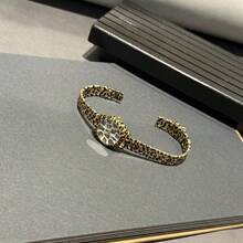 1pc Women's Luminous Design Premium Leopard Print Texture Fashion Versatile Quartz Wristwatch - Mouldless - View 3