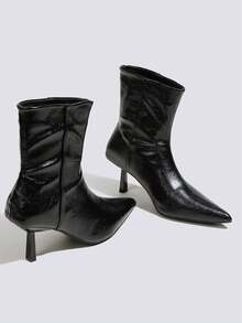 女款黑色 7cm 彈性修身踝靴 高跟舒適時尚靴 紅酒杯跟尖頭女靴 - 黑色 - 查看 4