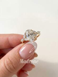 MADEONE 1pc Oval Zirconia Stone Ring With Four-Prong Setting, European Style Women's Ring, Unique, Suitable For Balls, Parties And Gatherings, Perfect Gift - Sparkling Oval Ring - View 3