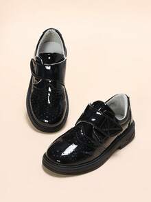 Spring/Autumn New Children's Flat Shoes Glossy Hook-And-Loop Unisex Student Campus Performance Shoes - Black - View 2