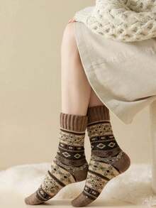 1 Pair/5 Pairs Women's New Autumn/Winter Thick Warm Retro Geometric Pattern Socks, Unisex Couples Design, Fashion Versatile Mid-Calf Socks - Multicolor - View 3