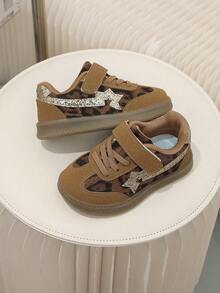 Sepatu Olahraga Retro Motif Leopard untuk Balita, Sepatu Olahraga Kasual Bertali Rendah dengan Dekorasi Bintang dan Perekat Velcro - Khaki - View 7