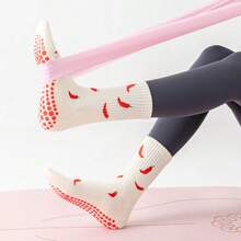 1/3/4/5/6 pares de calcetines de pilates con agarre de toalla para mujer, calcetines deportivos de yoga de media pantorrilla gruesos, cálidos, suaves y cómodos, calcetines de baile de piso antideslizantes con patrón de moda lindo, adecuados para gimnasio, estudio & ballet, regalo ideal de Navidad - Multicolor - Ver 8