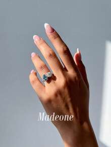 MADEONE 1件經典水滴形鋯石戒指，訂婚禮物、節日禮物、珠寶禮物 - 圍鑲水滴戒指 - 查看 4