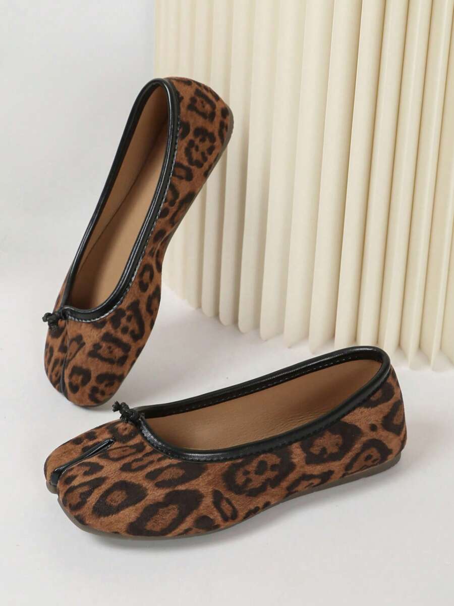 Brown Leopard Print Split Toe Flat Ballet Shoes Women Spring Autumn Slip-On Low Vamp Commuter Split Toe Flat Heel Pumps - Brown - View 1