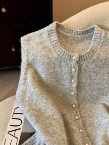 Atasan Wanita Tanpa Lengan Putih Gading dengan Kancing Mutiara | Rompi Pinggang Tali Serut dengan Hiasan Renda | Elegan untuk Layering Musim Gugur dan Dingin, Kembali ke Sekolah - Grey - View 4
