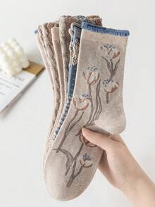 4 Pairs Women's Mid-Calf Socks, Early Autumn New Vintage 3D Floral Embossed Textured Long Socks, Artistic Girl Slouch Socks, Random Assortment - Multicolor - View 1
