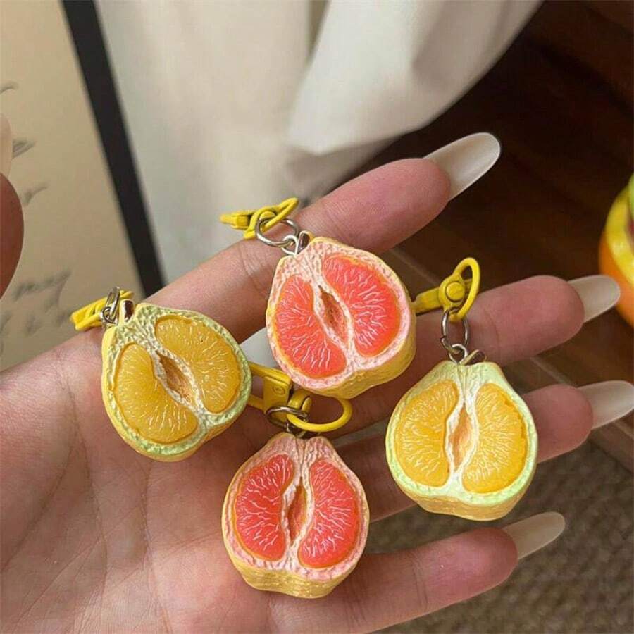 1pc Realistic 3D Peeled Pomelo Keychain, Fun Miniature Food Fruit Pendant, Creative Backpack Accessory Gift, Half-Cut Small Pomelo Fruit Store Resin Mini Accessory, Miniature Scene Decoration DIY Keychain (Random Style And Color) - Multi-color - View 1