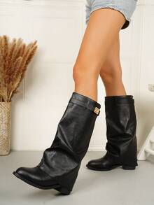 1 Pair Women's Knee-High Boots Cool Ruched Stacked Loose Shaft Metal Buckle Pointed Toe Tall Boots - Black - View 6