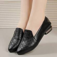 High Heel Pumps, Commuter Thick Heel Low Vamp Round Toe Lightweight Soft Sole Work Shoes, Black Comfortable Formal Shoes To Match Suits, Elegant High Heels For All Seasons - Black - View 1