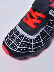 1 Pair Kids Luminous Cartoon Soft Bottom Mesh Breathable Running Sports Shoes, Halloween - Black - View 5