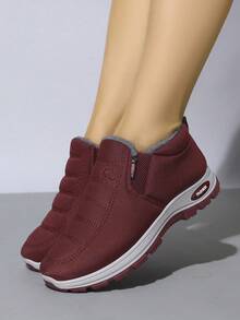 Red Women's Fall Shoes, Warm Fleece Lined Slip‑On Winter Shoes, Comfortable Non‑Slip Platform Walking Footwear For Daily Outdoor & Cold Weather Wear - Red - View 4