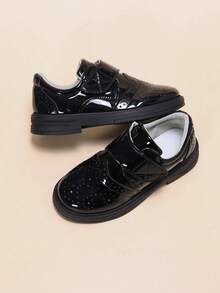 Spring/Autumn New Children's Flat Shoes Glossy Hook-And-Loop Unisex Student Campus Performance Shoes - Black - View 5