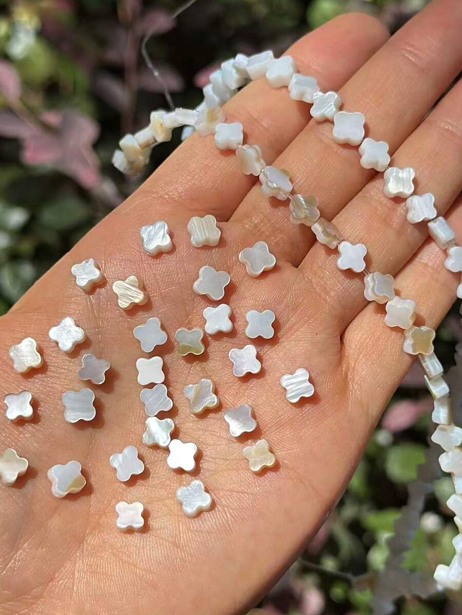 20pcs Natural Freshwater Shell Four-Leaf Clover White Flat Beads 6/8mm, Suitable For DIY Earring, Jewelry Making Accessories