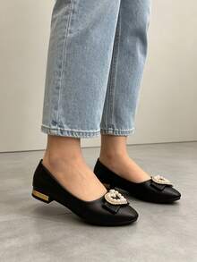 Women's Spring/Autumn New Flat Loafers, Low Vamp Soft Sole Plus Size Shoes 41-43, Egg-Shaped Toe Patchwork Casual Slip-On Shoes - Black - View 3
