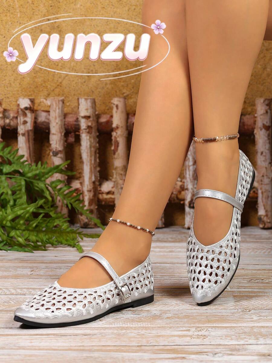 Silver Hollow Embroidery Mary Jane Women's Shoes, Pointed Toe Single Strap Low Vamp Flat Shoes, Breathable Versatile Commuter Shoes For Spring And Summer - Silver - View 1