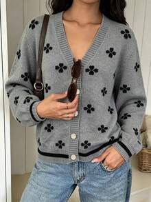 Women's Autumn/Winter Minimalist Clover Design Contrast Color Metal Button Cardigan, Fashionable Elegant Loose Casual Versatile Knit Sweater Long Sleeve Jacket Top - Grey - View 5