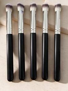 1支迷你斜角平頭遮瑕刷，鼻影刷，柔軟密實刷毛，適用於遮瑕、暈染、定妝、液態底妝、膏狀彩妝，專業小底妝刷，適合彩妝初學者，可用作底妝刷、遮瑕刷、腮紅刷、修容刷、雕塑刷、蜜粉刷 - 黑色 - 查看 7