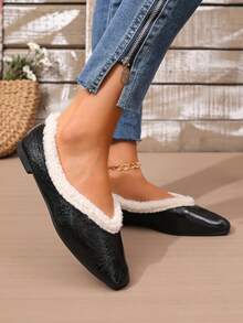 rlyza Women's Thermal Lined Square Toe Low Vamp Flats, Retro Fuzzy Trim Comfortable Warm Commuter Slouchy Fur Shoes - Black - View 6