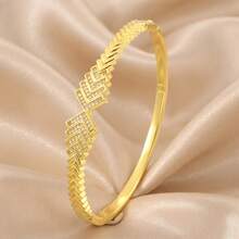 5/1pcsLuxury Gold‑Tone Stainless Steel Stackable Bangle Set, Bring You Multiple Styling Options - Gold - View 11