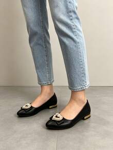 Women's Spring/Autumn New Flat Loafers, Low Vamp Soft Sole Plus Size Shoes 41-43, Egg-Shaped Toe Patchwork Casual Slip-On Shoes - Black - View 4