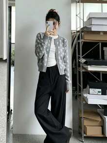 Women's Gray Long Sleeve Round Neck Cardigan, Crescent Moon Pattern, Ribbed Knit Detail, Regular Length, Slightly Elastic Fabric, Autumn/Winter Essential. Daily Atmosphere Outfit, Popular Korean Style Top, Women's Knit Cardigan, Spring/Autumn Style, Exquisite Korean Style, Gray Crescent Moon Pattern, Short Fit, Round Neck Button-Down Long Sleeve Knit Outerwear - Grey - View 4