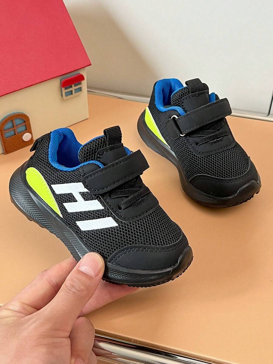 Kids Colorblock Breathable Mesh Shoes Back To School Season Simple Letter Soft Sole Kindergarten Casual Running Shoes - Black - View 1